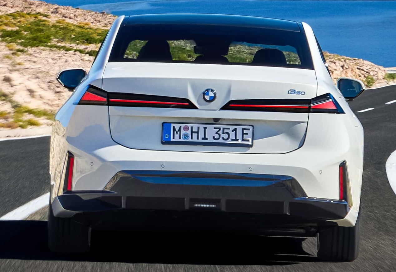 evtrend.de-das-kostet-der-bmw-i3-50-xdrive-first-edition-2026-screenshot-2026-06-19-211401 Das kostet der BMW i3 50 xDrive First Edition (2026)