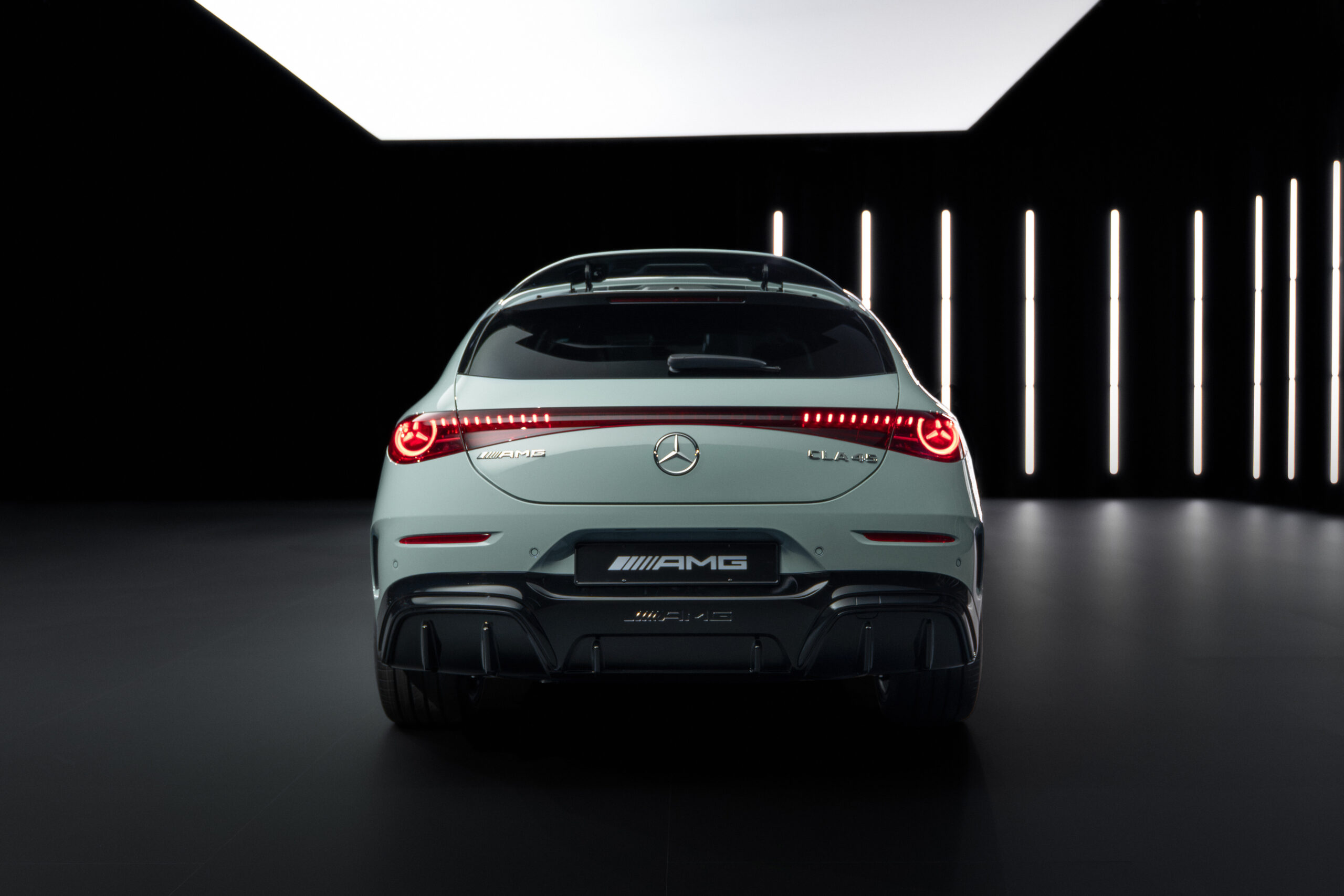 evtrend.de-mercedes-amg-cla-45-4matic-2026-680-ps-bis-zu-670-km-reichweite-und-270-kmh-alle-infos-zum-elektro-amg-141441 Mercedes-AMG CLA 45 4MATIC+ (2026): 680 PS, bis zu 670 km Reichweite und 270 km/h – alle Infos zum Elektro-AMG